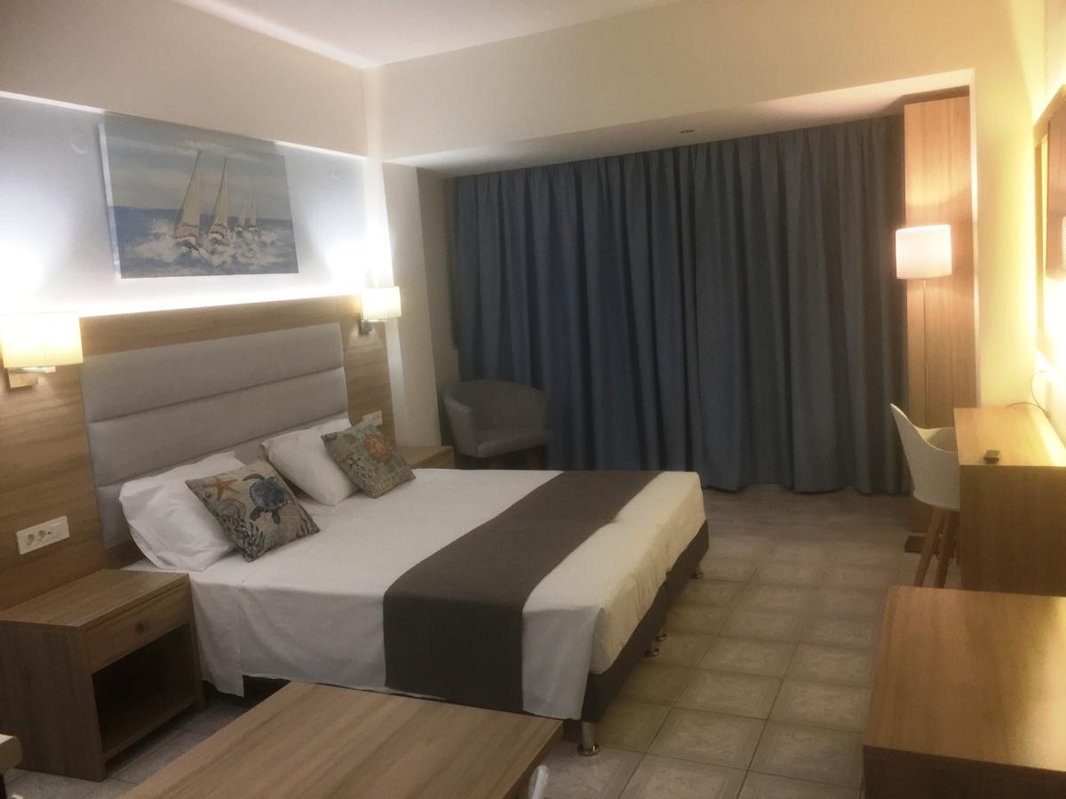 Aristo Apts 헐소니소스 외부 사진
