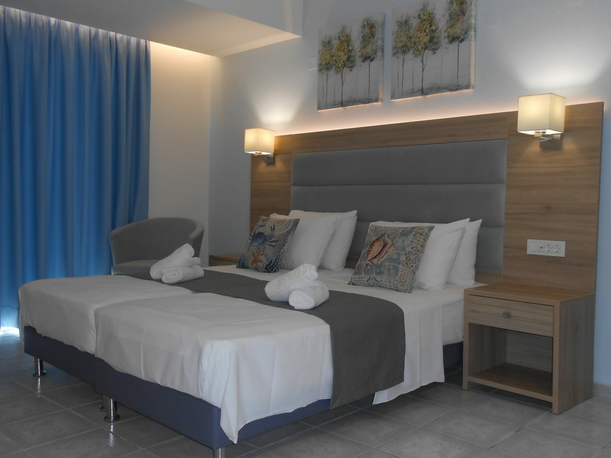 Aristo Apts 헐소니소스 외부 사진